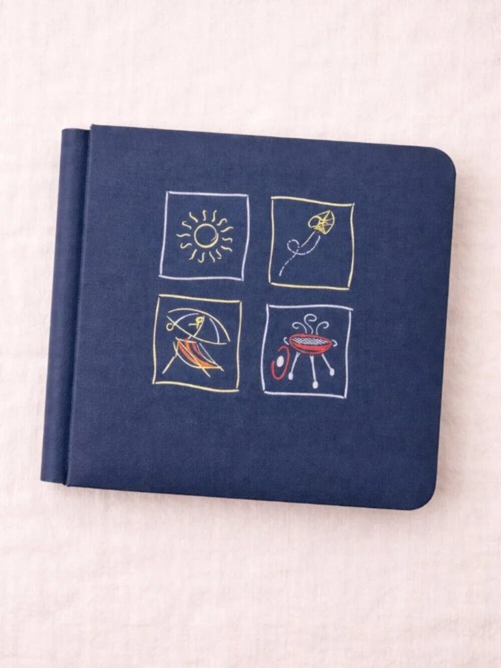 Creative Memories Summer Fun 7" x 7" Scrapbook Album Navy Blue Limited Edition